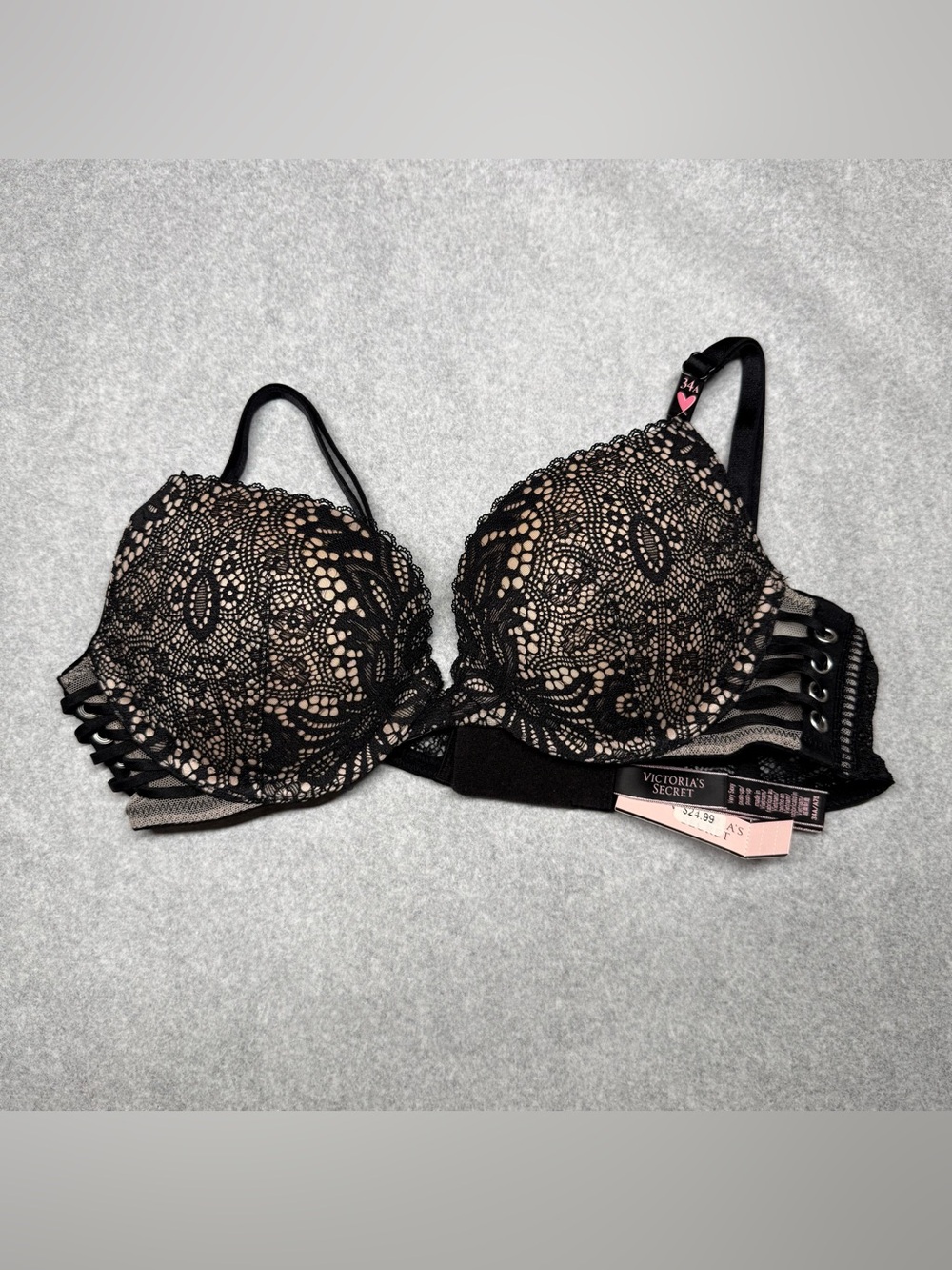 NWT Victoria's Secret Black Lace Overlay Bra with Nude Lining